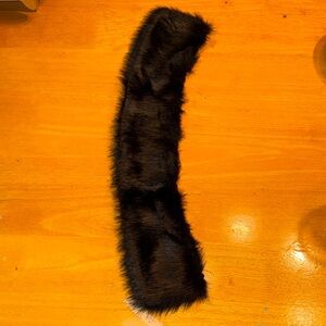 Talbots faux fur collar from the 2025 Down Puffer Vest. New